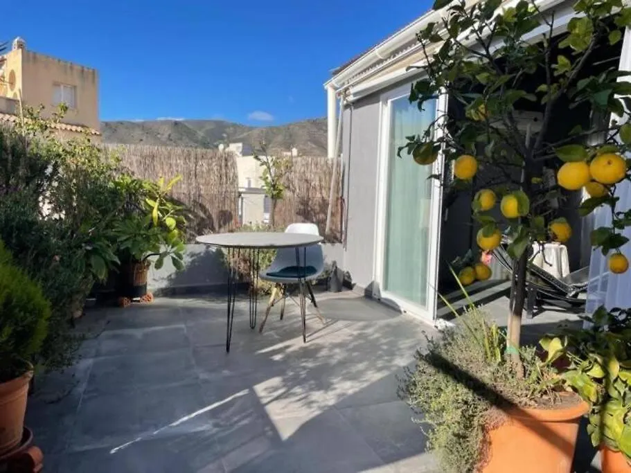 Apartment Sol Radiante Attic Studio, Designer-Style Studio With Top-Tier Amenities Torremolinos