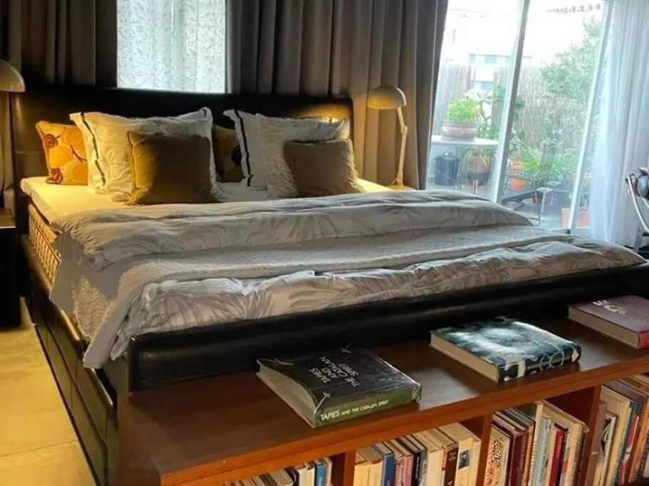 Sol Radiante Attic Studio, Designer-Style Studio With Top-Tier Amenities Torremolinos