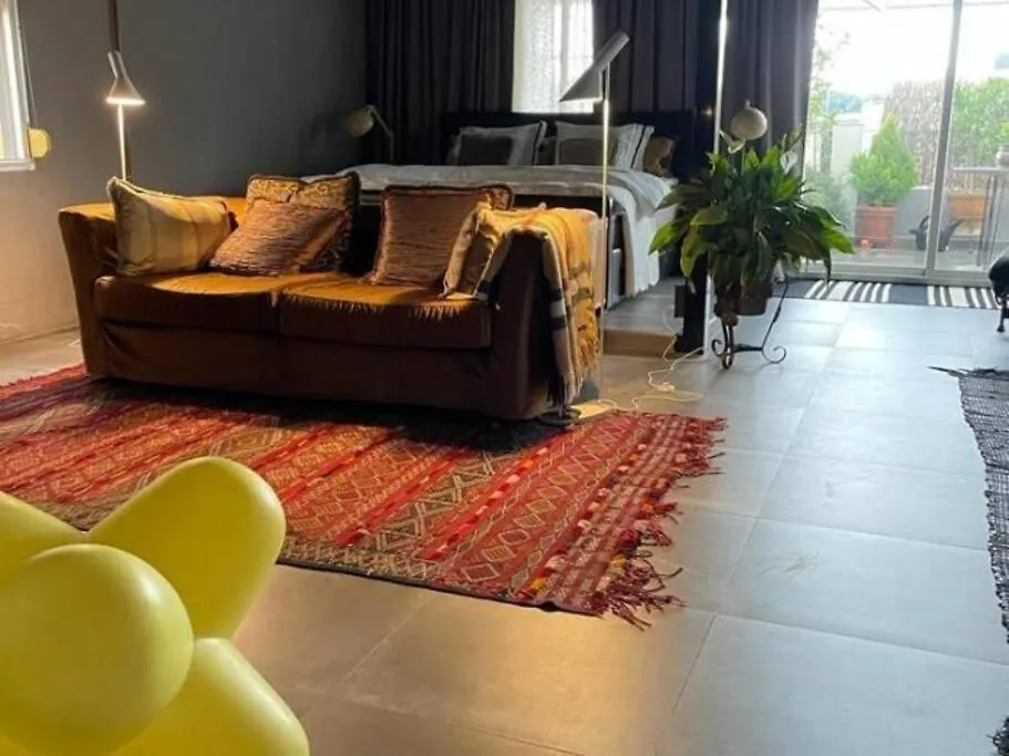 Apartment Sol Radiante Attic Studio, Designer-Style Studio With Top-Tier Amenities Torremolinos