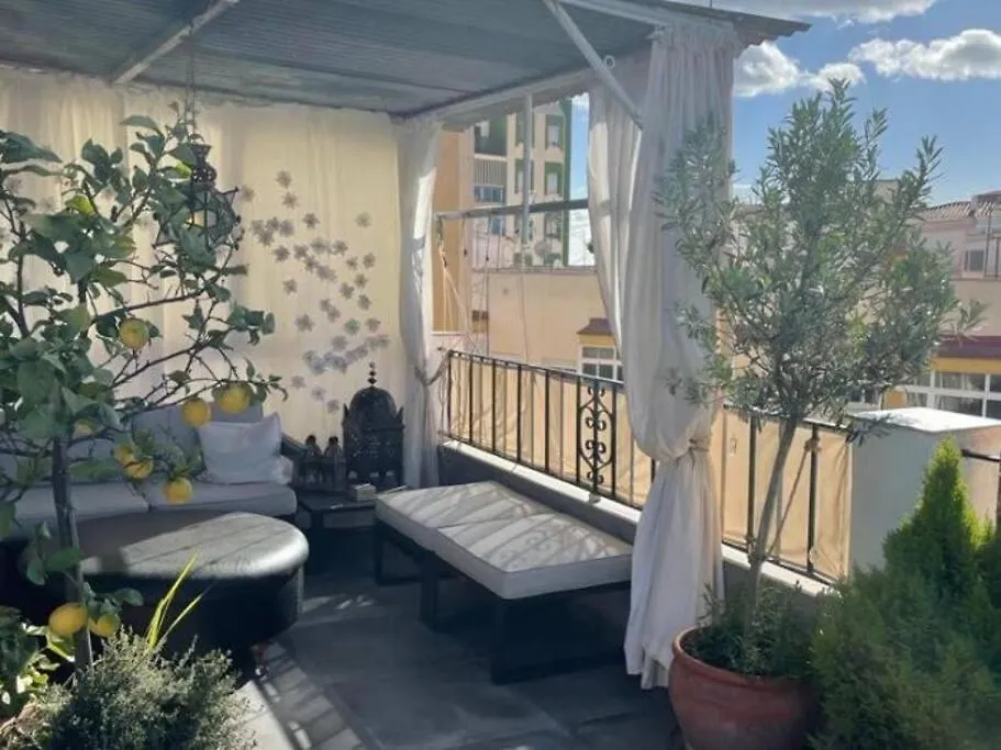 Sol Radiante Attic Studio, Designer-Style Studio With Top-Tier Amenities Torremolinos 0*,